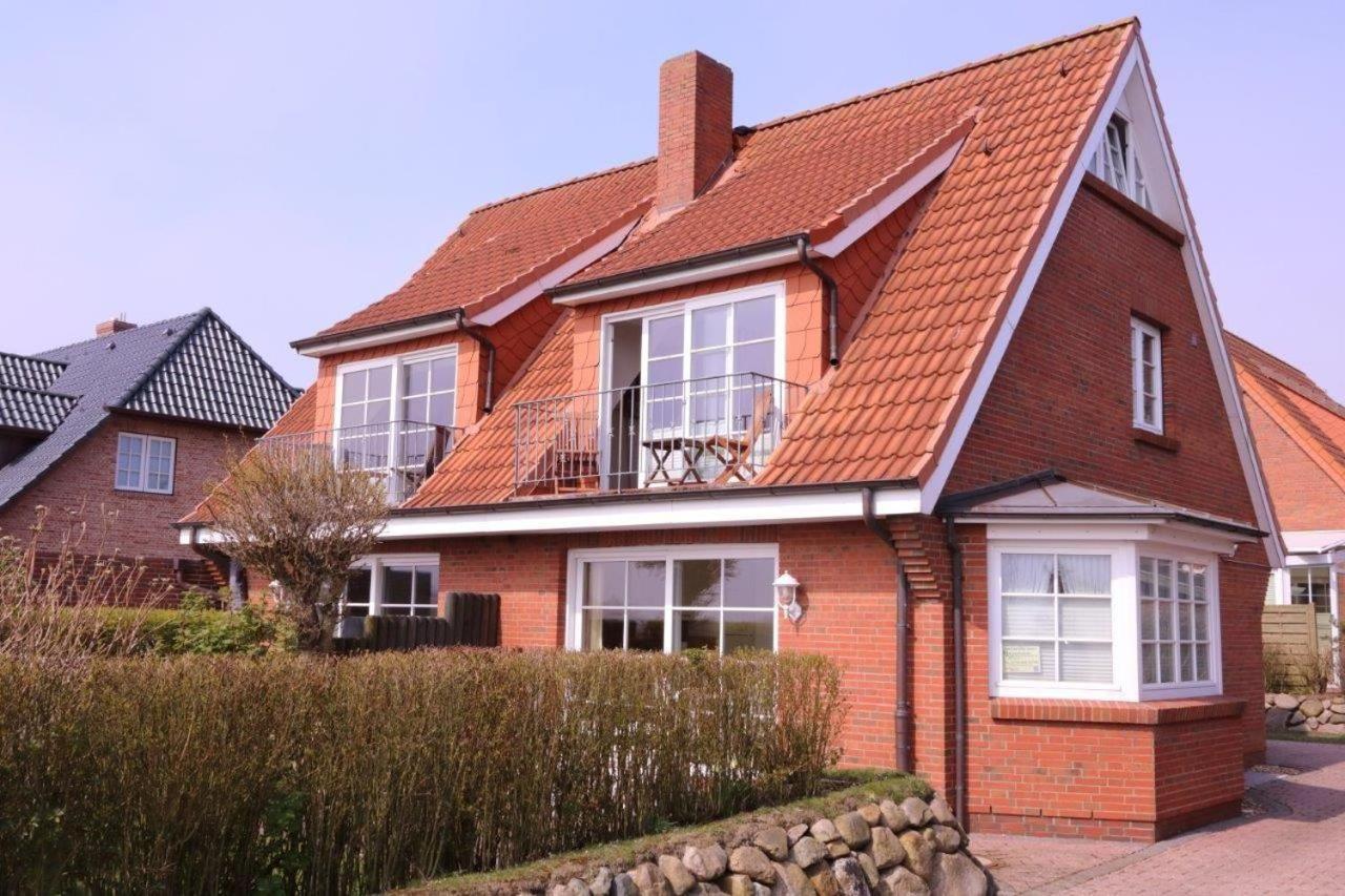 Fewo-tietje-traumhafter-blick-ueber-die-felder-bis-nach-keitum Apartment *
