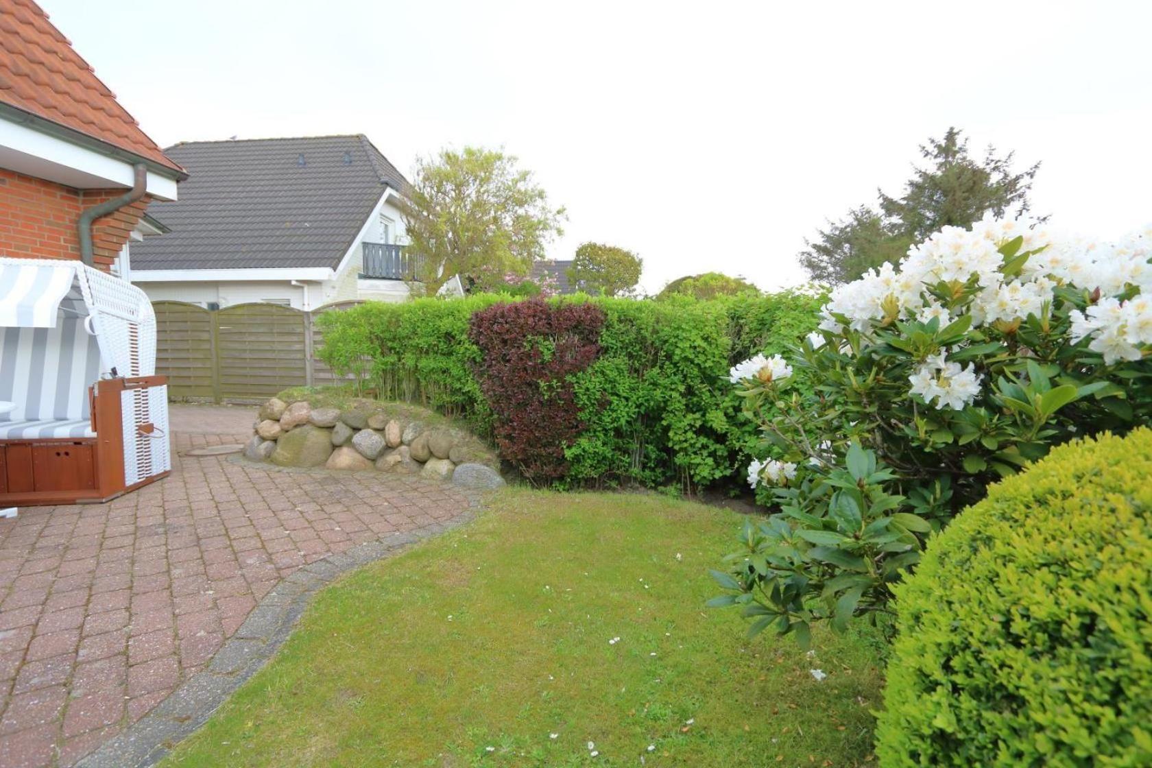 Fewo-tietje-traumhafter-blick-ueber-die-felder-bis-nach-keitum * Westerland